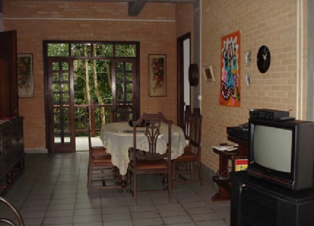sala de tv e jantar
