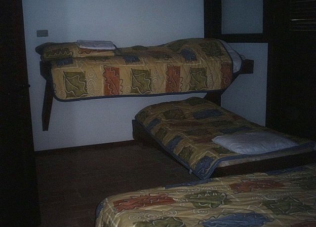 Perego - suite piso terreo 3 camas solteiro