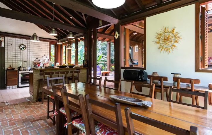 sala de jantar e cozinha