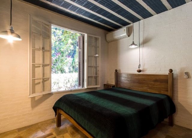 f909f0fc-9690-47e1-bccf-913c9e1870f3