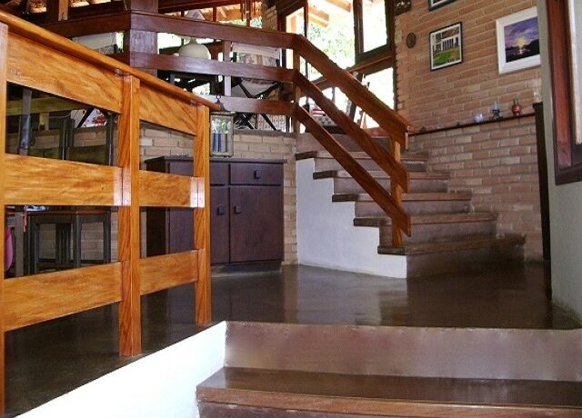 Acesso para jantar e living